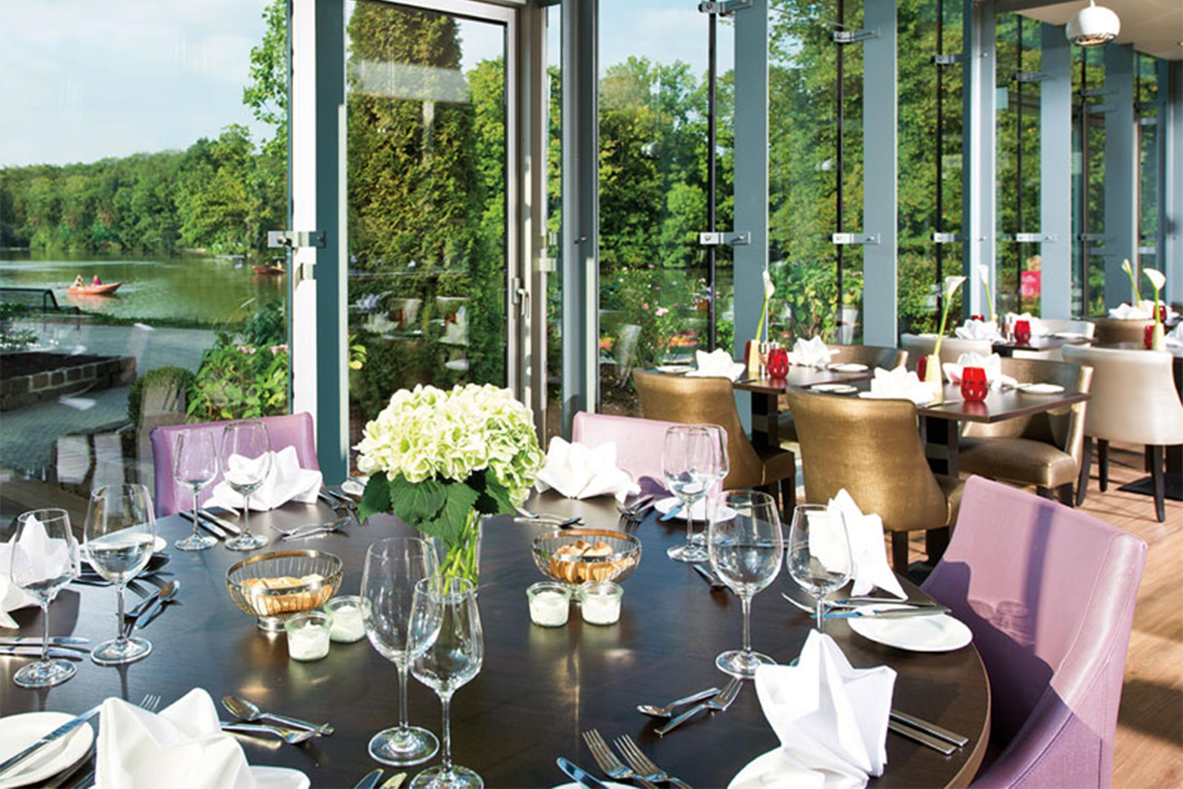 Leonardo Royal Hotel Koeln - Am Stadtwald Eksteriør bilde