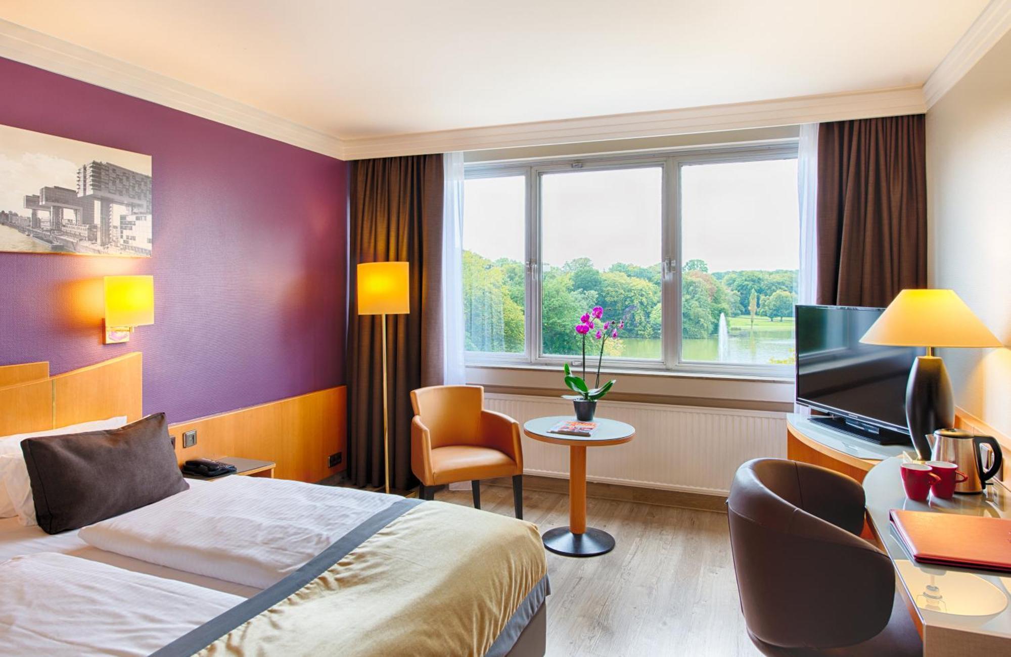 Leonardo Royal Hotel Koeln - Am Stadtwald Eksteriør bilde