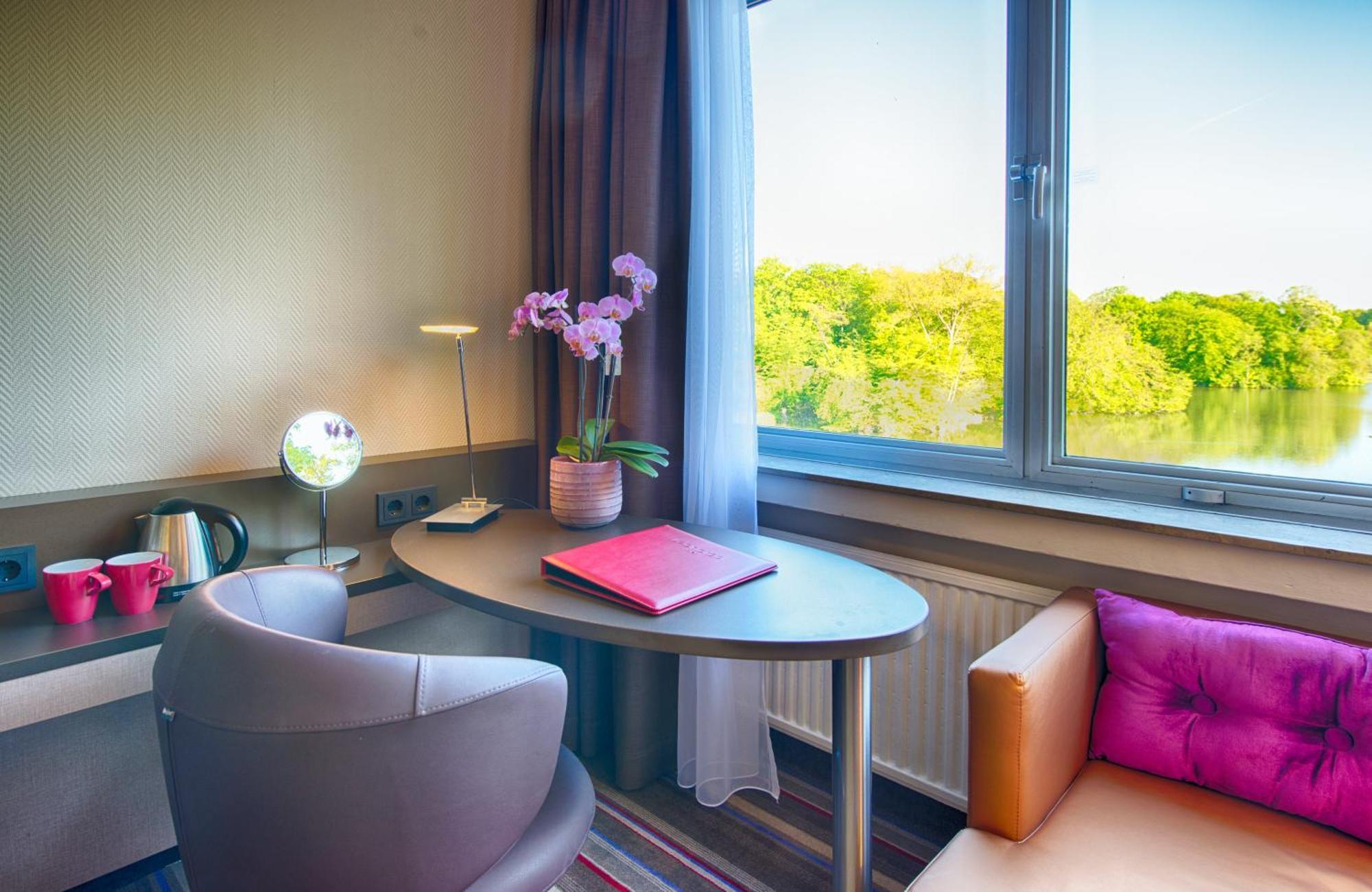 Leonardo Royal Hotel Koeln - Am Stadtwald Eksteriør bilde